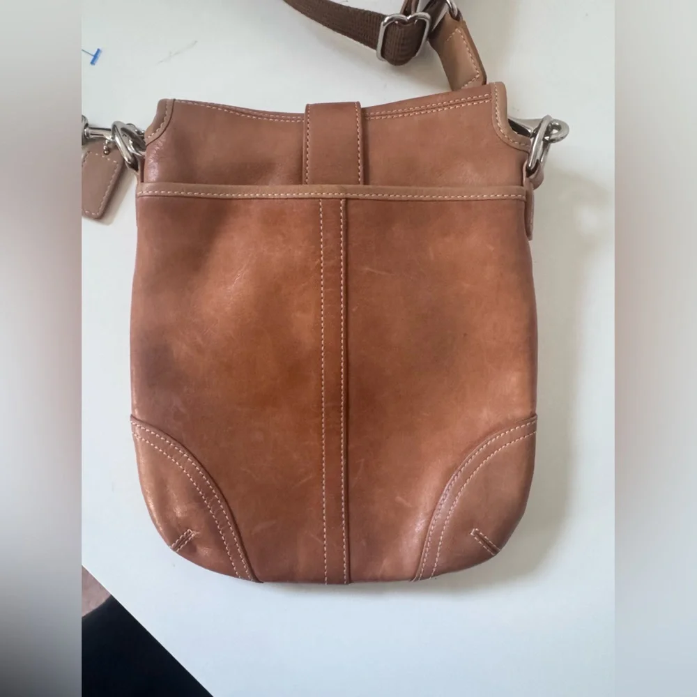 Coach Vintage Soho/Hobo Crossbody Bucket Bag. #G3S-9481